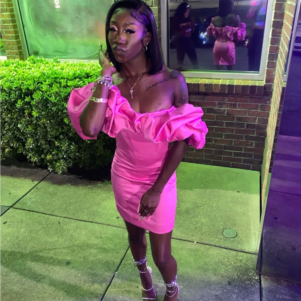 Fashion Nova Pink Bodycon Puff Sleeve Dress for Night Out